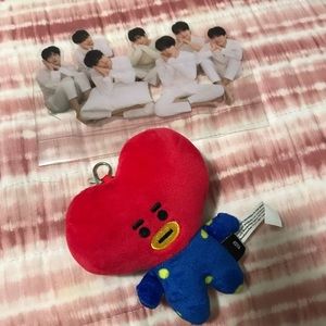 Bt21 Unofficial Tata Keychain/ official BTS Stand.